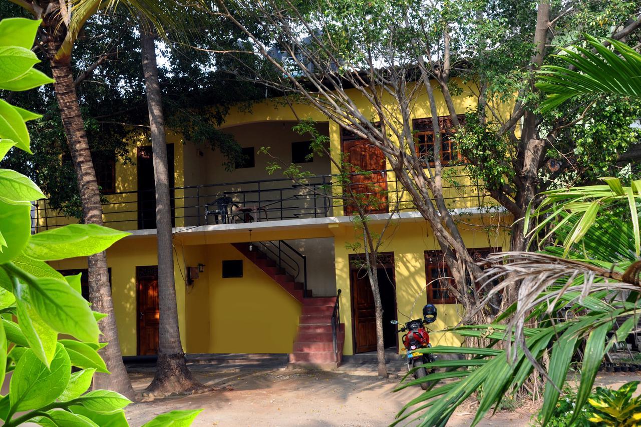 Hotel Pearl Gate Chilaw Eksteriør billede