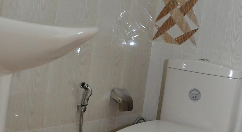 Hotel Pearl Gate Chilaw Eksteriør billede